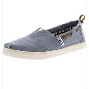 NWT Toms Youth Bimini Chambray Size 2.5Y